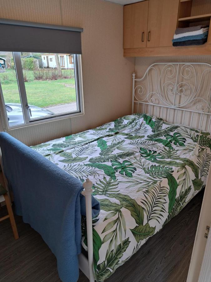 Chalet 15 "De Tien Heugten" Vakantiepark Schoonloo Ngoại thất bức ảnh